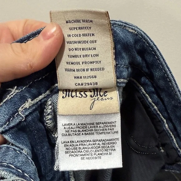 Miss Me Women’s Boot Cut Low Rise Jeans Sz 30 Embellished Flap Pocket Cowgirl - Picture 10 of 14